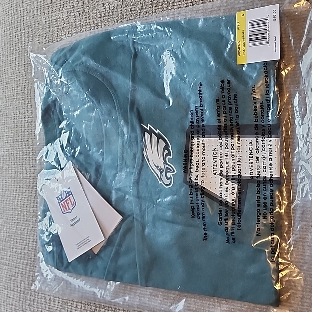 Jalen Hurts Philadelphia Eagles Nike Women's Player Name & Number T-Shirt - Midn - Picture 2 of 4